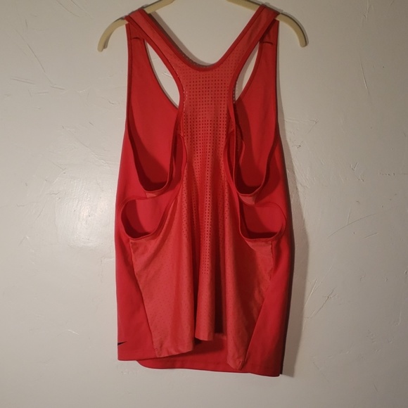 Xl coral Nike dry fit Racer back.  B36 - Picture 3 of 5